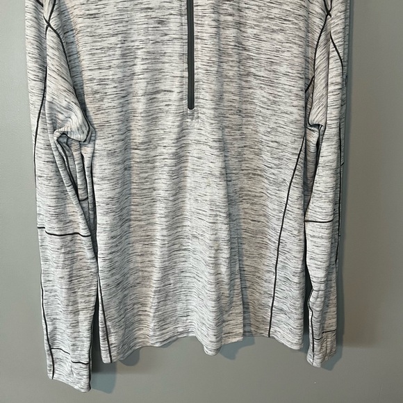 SOLD KUHL Alloy 1/4 Zip - Picture 5 of 13